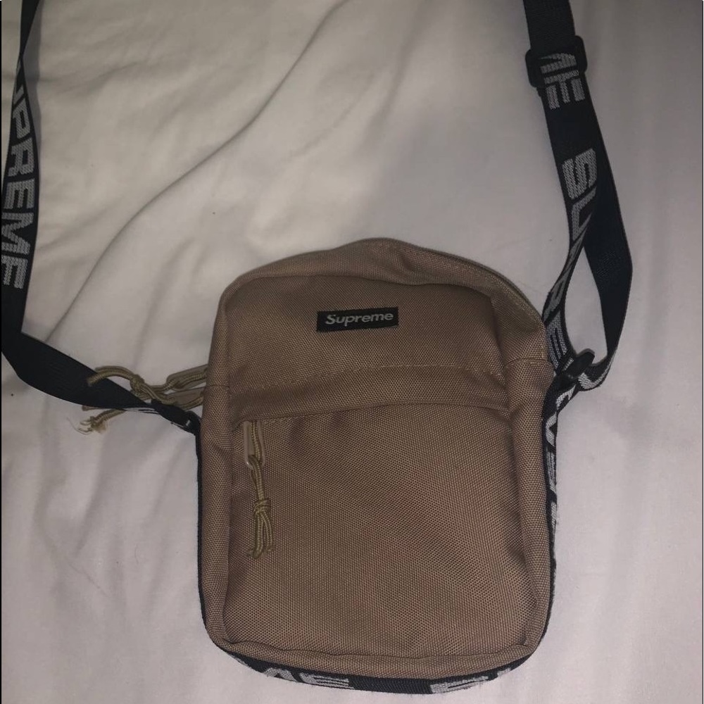 Supreme Shoulder Bag (SS18)